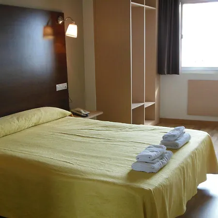 Hotel Embajador 2*