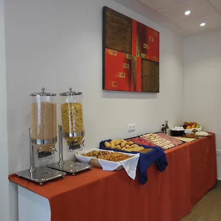 Embajador 2*