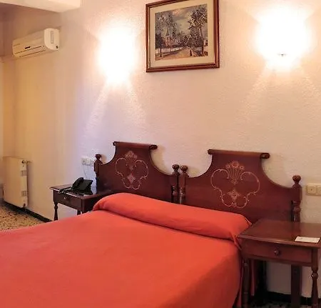 Embajador Hotel 2*