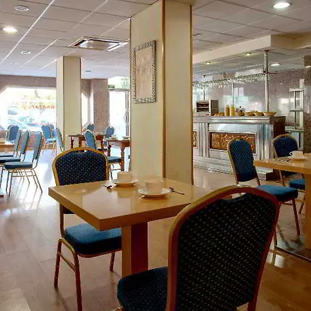 Hotel Embajador
