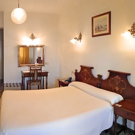 Embajador 2* Almería