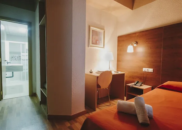Embajador Hotel 2*