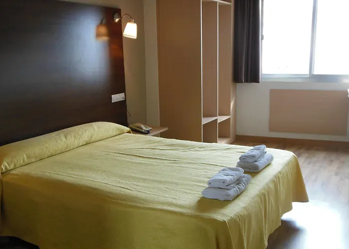 Hotel Embajador 2*